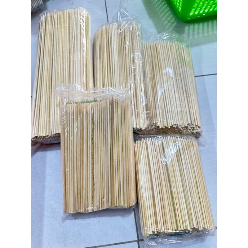 100 Tăm xiên tre, que tre xiên thịt xúc xích dài 15cm, 17cm, 20cm, 25cm và 30cm