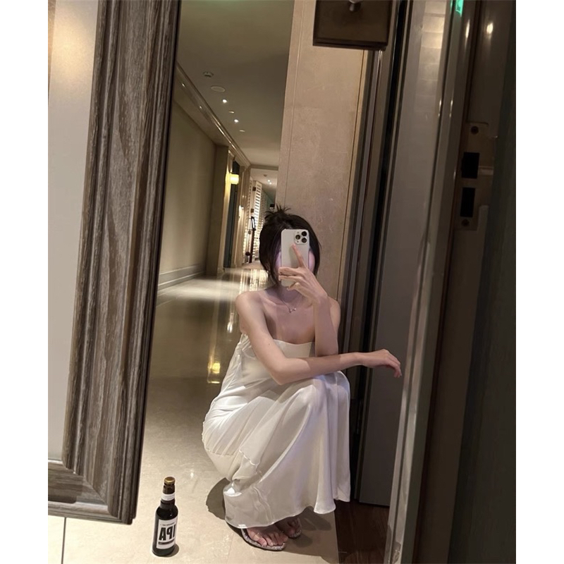 Đầm dài đi tiệc hở lưng sang trọng có mút váy quây sexy Linari D17