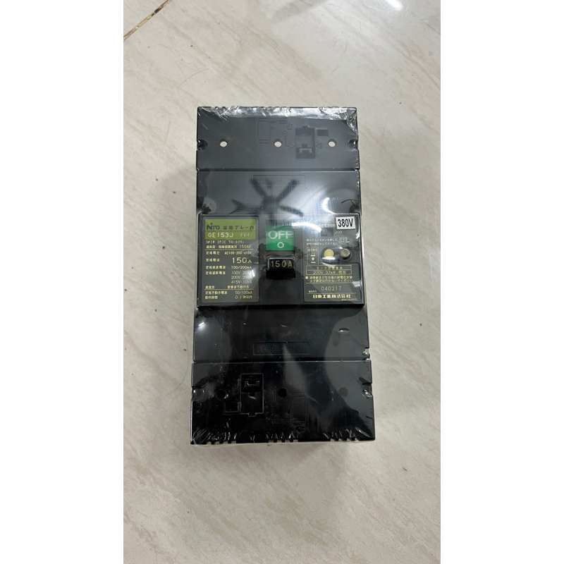 Aptomat 3pha 150A 380V Chống giật