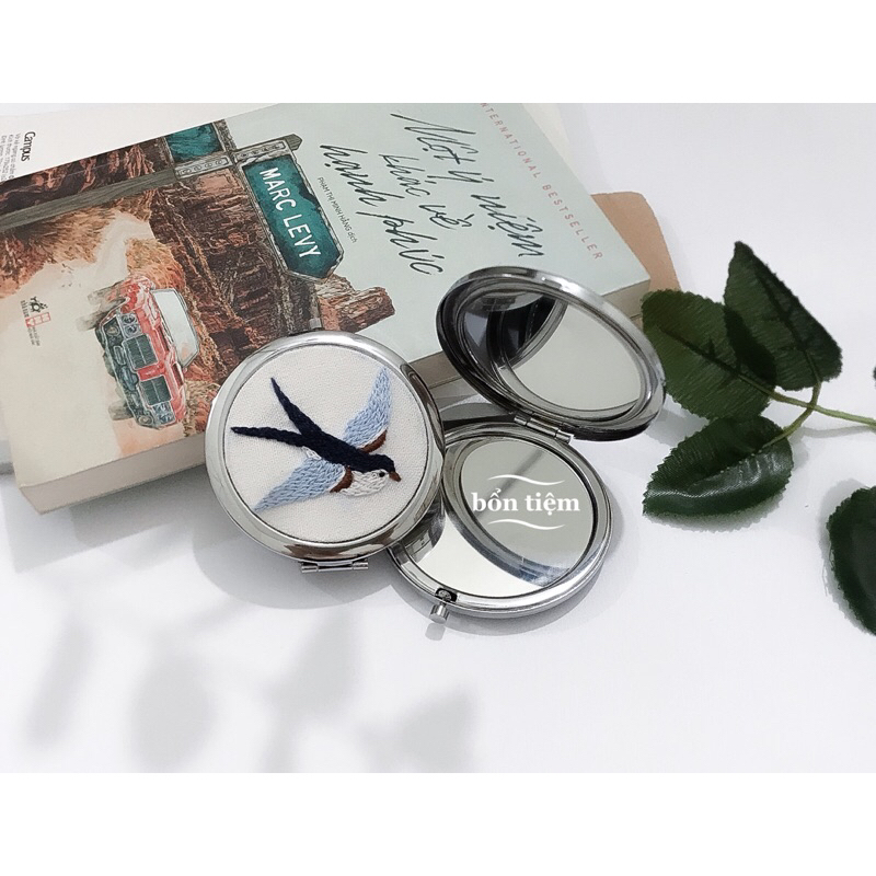 Gương cầm tay handmade xinh xinh