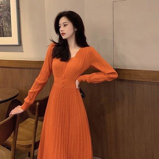 Đầm dệt kim xếp ly cổ chữ V, Váy len ôm eo dáng chữ A dài qua gối phong cách nhẹ nhàng thanh lịch, Thời trang thu xinh