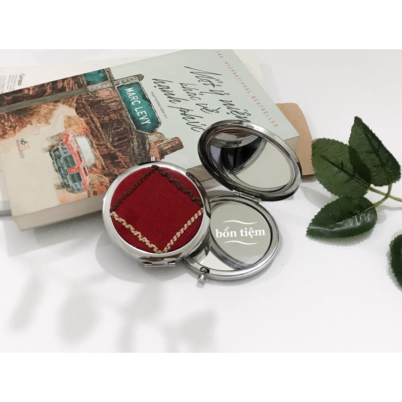 Gương cầm tay handmade