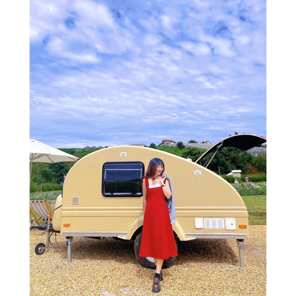 Đầm váy yếm xoè vải linen độc đáo có dây cột eo thu nhỏ phong cách - Freesize 48 - 60kg