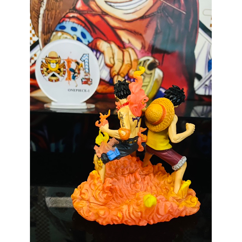 Mô hình chính hãng One Piece - Luffy và Ace - Log Box - Marineford Part One