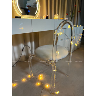 Ghế tựa lưng acrylic trong suốt cao cấp, Crystal Chair - decor phòng khách phòng ngủ, ghế chụp ảnh, ghế bàn trang điểm