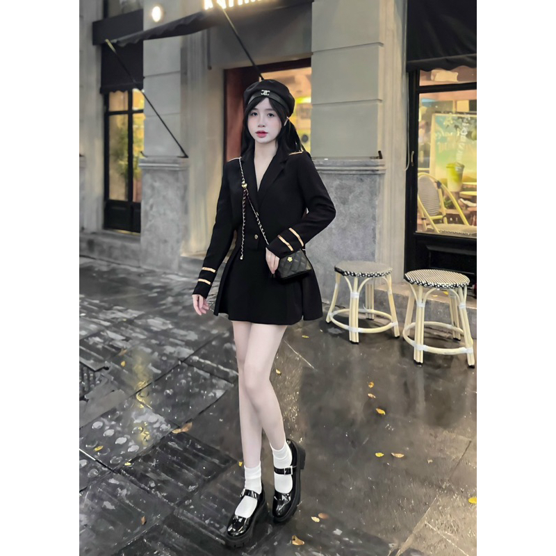 Set vét tay dài phối viền vàng phối chân váy siêu xinh