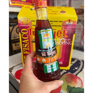 NƯỚC MẮM PHAN THIẾT - NƯỚC MẮM TỨ TUYỆT 40 ĐỘ ĐẠM - CON CÁ VÀNG ( THÙNG 6 CHAI ). Tặng kèm gói muối tùy đợt hàng.