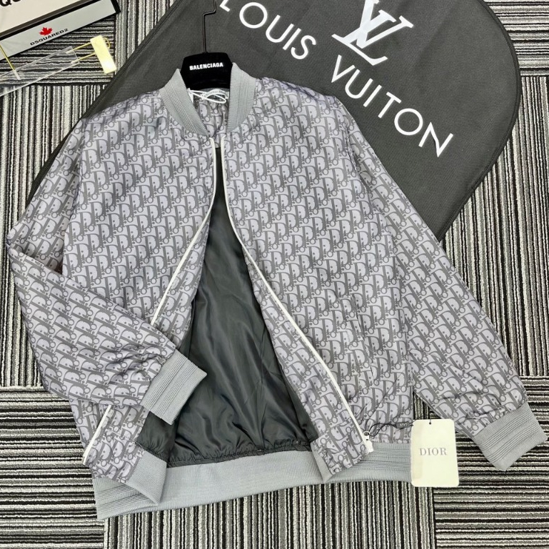 Áo Khoác Bomber Đì O Vân Dập Bo Cổ Tàu Quảng Châu_Áo Khoác Gió Nam Nữ Đì O Hai Lớp Bo Tay Vân Tàu