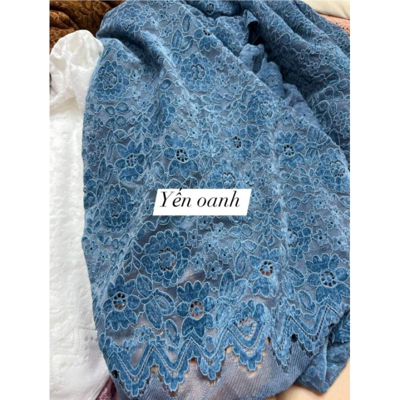 Vải ren nhung có nhiều màu lên áo dài ngày cưới