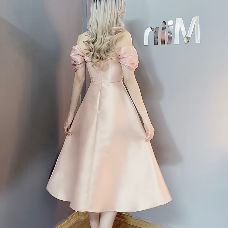 Váy Tapta Cánh Hoa Kết Tim Tay Tơ