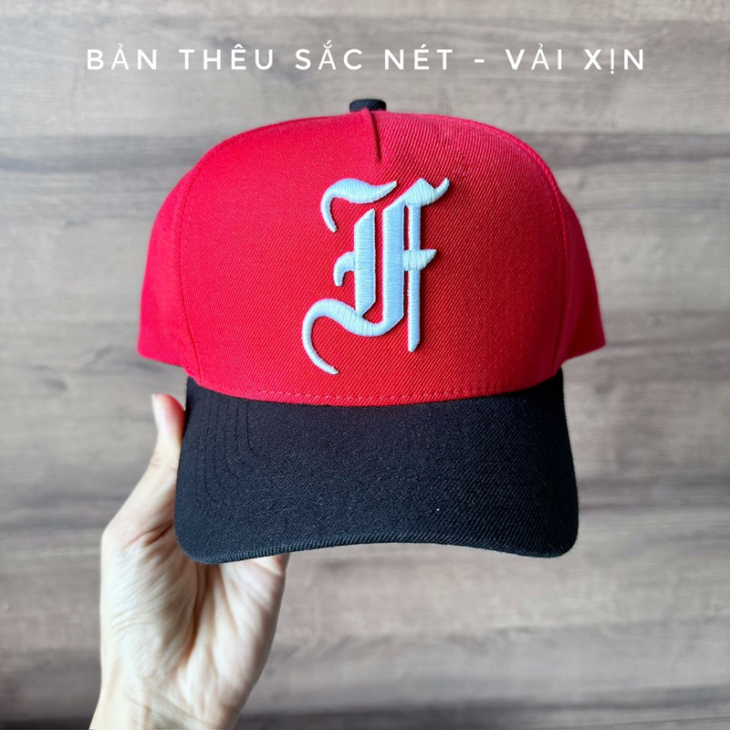 Nón lưỡi Trai fom vuông SÂU ĐẦU vải đỏ logo trắng chữ f cách điệu brand One Hat