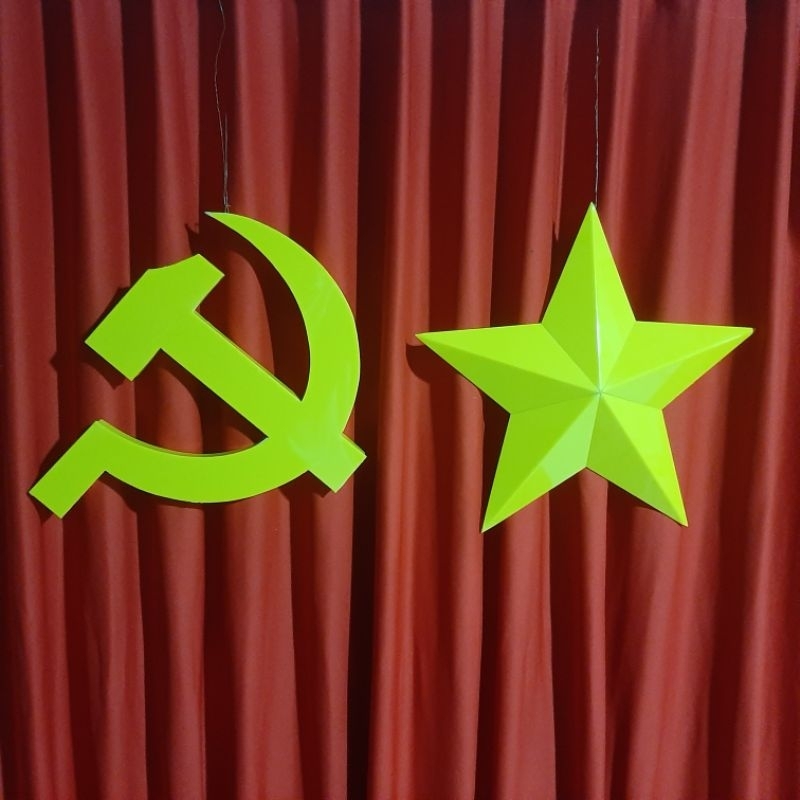 Ngôi sao búa liềm mica 30cm