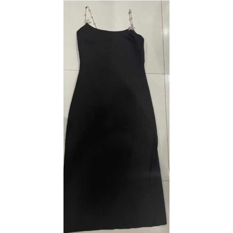 Thanh lý váy 2 dây bản đẹp sz M