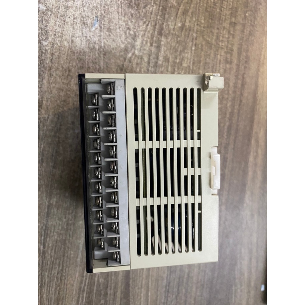 PLC  MITSUBISHI FX0S-30MR  nguồn 220VAC ngõ ra RELAY 30I/O tháo máy