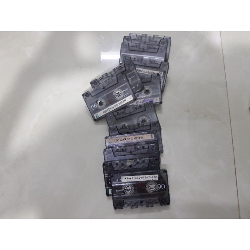 10 băng cassette