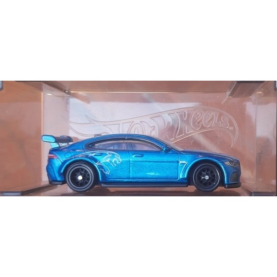 Xe mô hình Hot Wheels Fast & Furious Jaguar XE SV Project 8