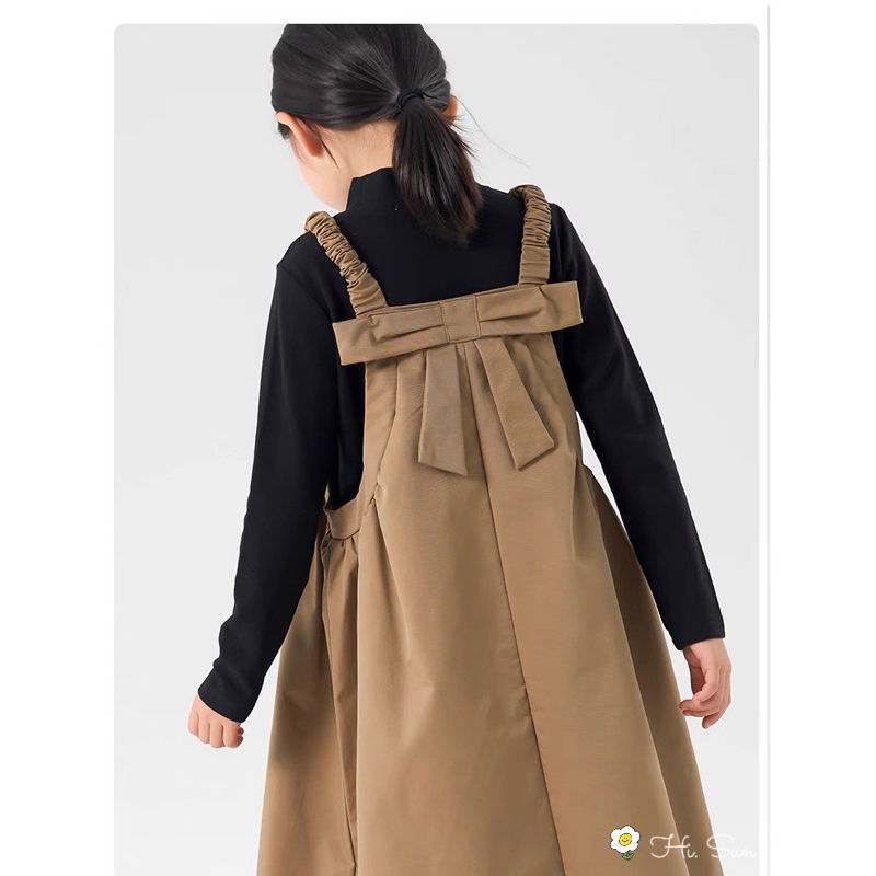 Set váy yếm 2 dây kết hợp áo giữ nhiệt Hisun màu nâu đen cho bé gái size từ 14-45 cân