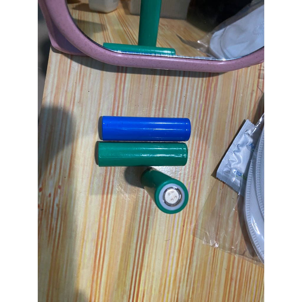 Pin 18650 Dung lượng 3800mAh 3.7v  dùng cho quạt MINI,đèn pin,Tông Đơ,Sạc Dự phòng