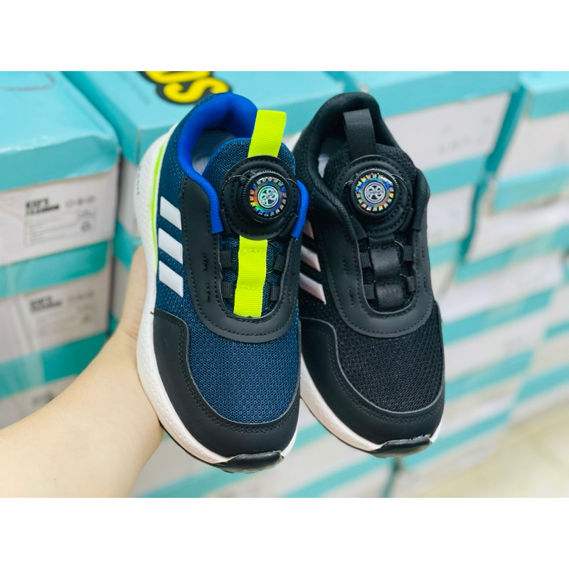 Giầy thể thao bé trai 3 vạch