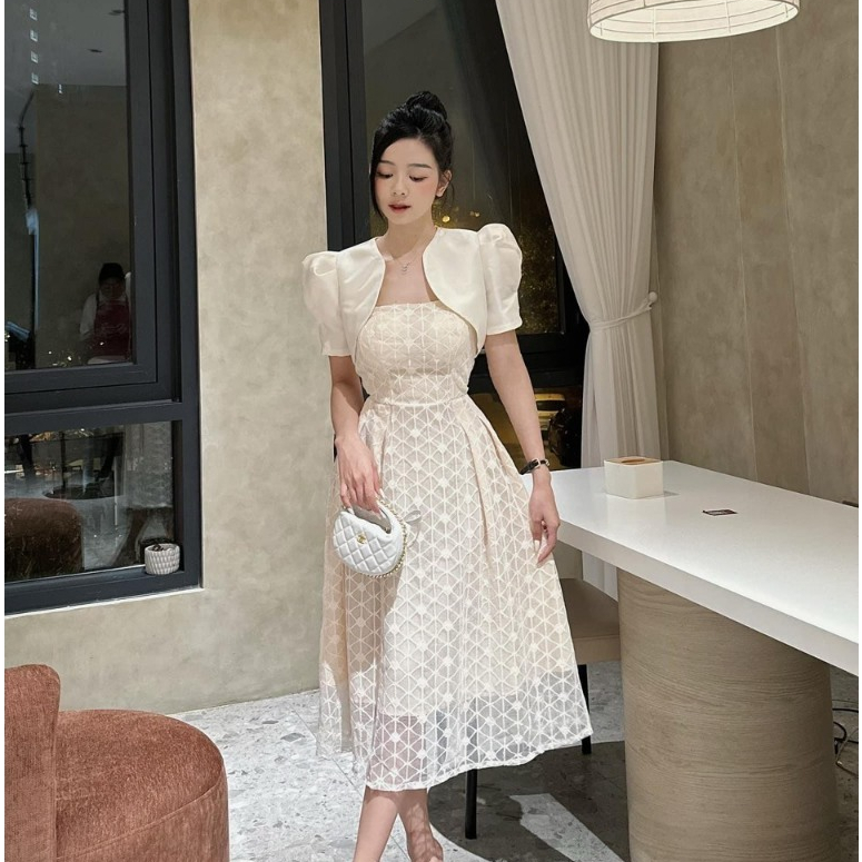 Đầm Dự Tiệc MARIS DESIGN, Váy Ren Phối Tafta Ngắn Tay M0016