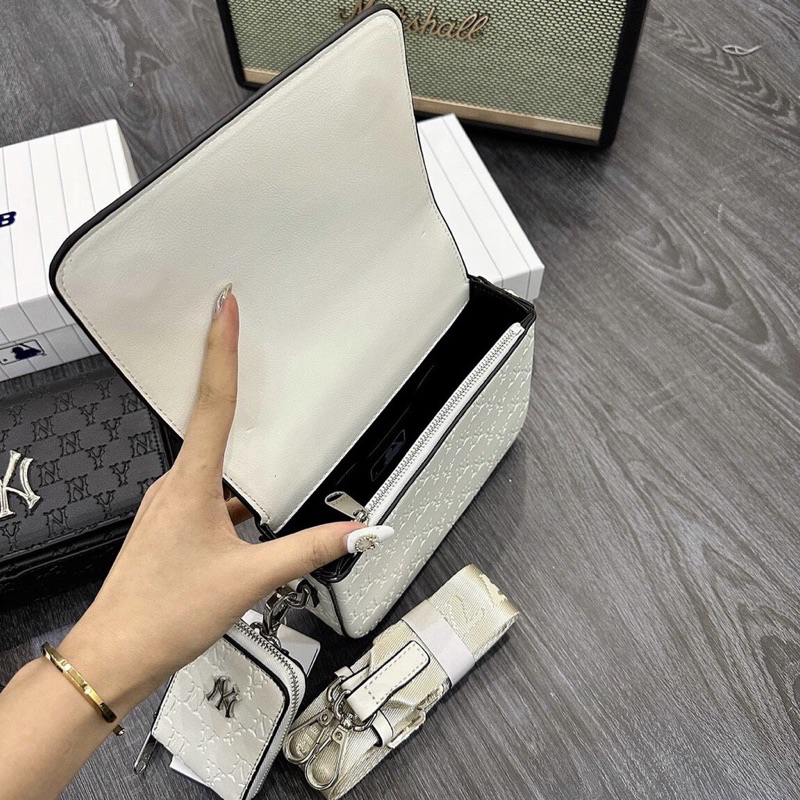 Túi xách đeo chéo MLB NY da cao cấp logo kim loại, Túi sách đeo vai in dập chữ kèm ví nhỏ full box thời trang 20K Store