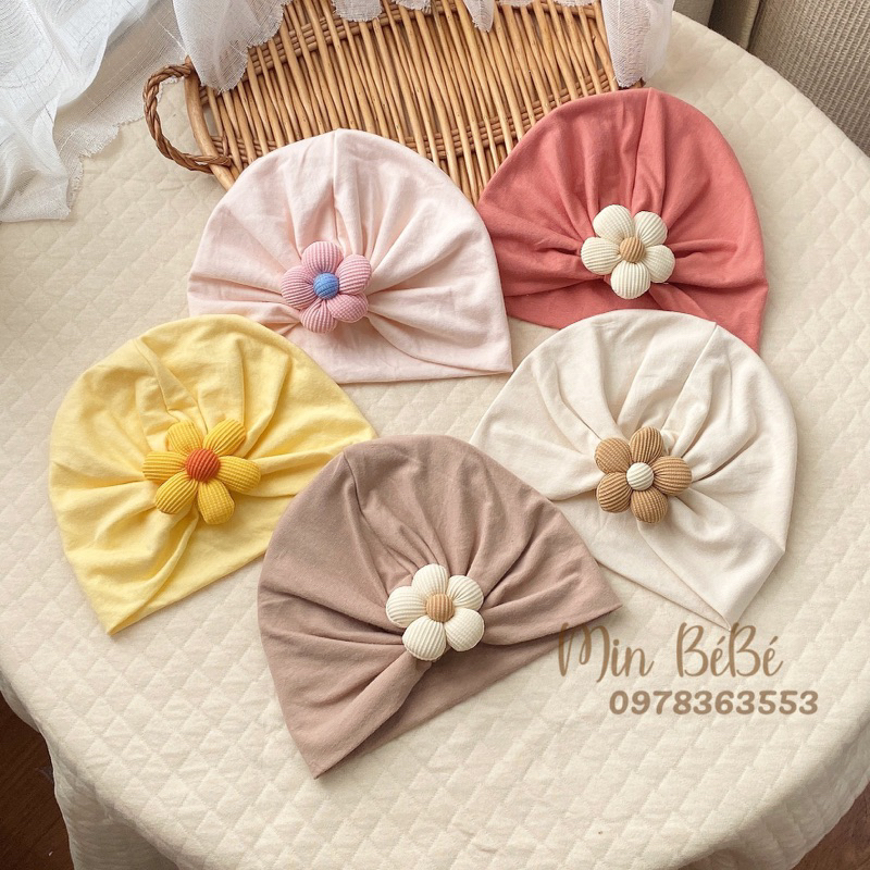 Mũ turban hoa cho bé gái