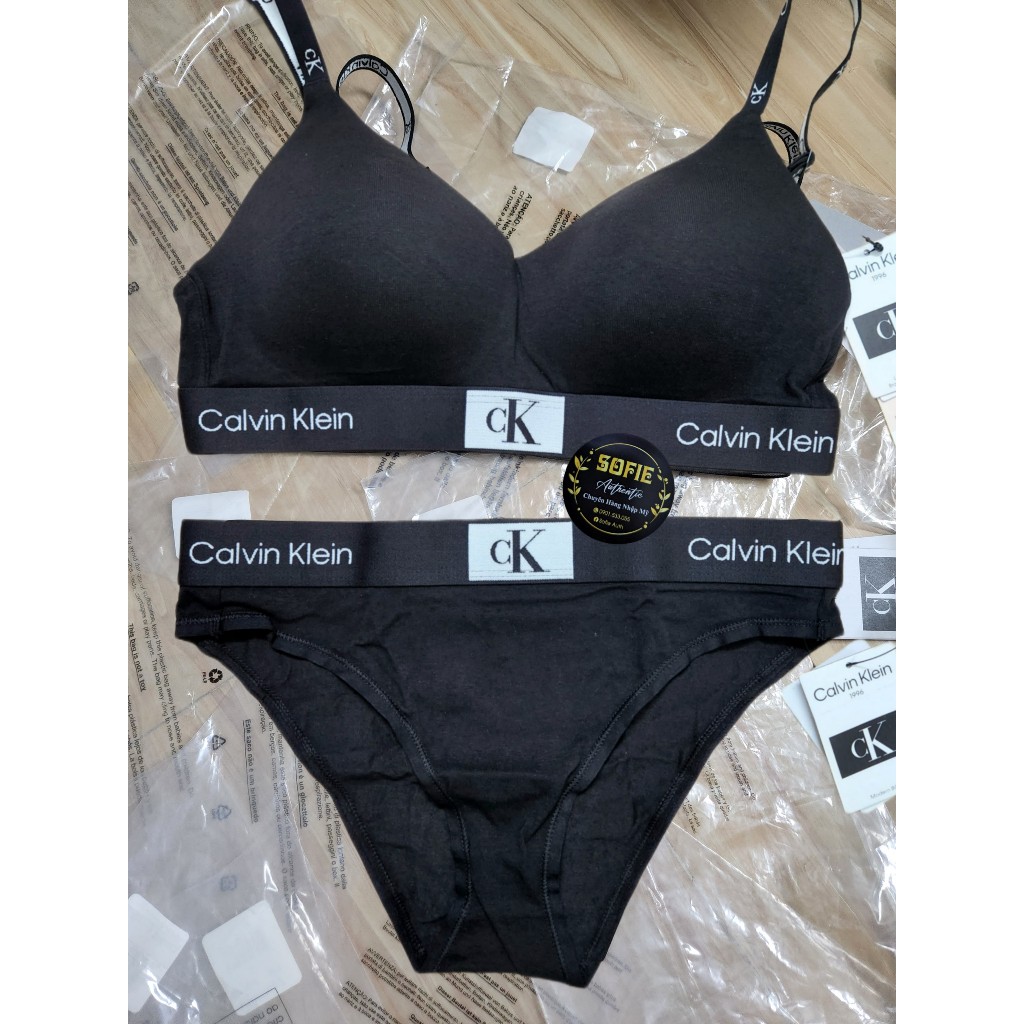 Mẫu mới Jennie Calvin Klein 1996 Lightly Lined Bralette Siêu Đẹp
