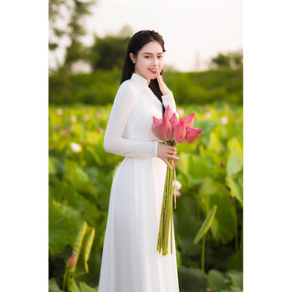 Áo dài trắng 4 tà chất lụa đẹp