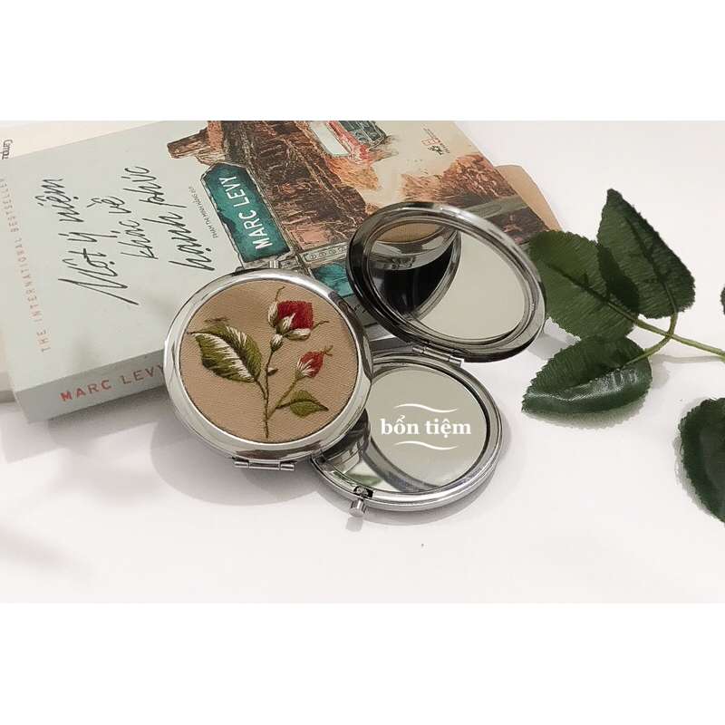 Gương cầm tay handmade