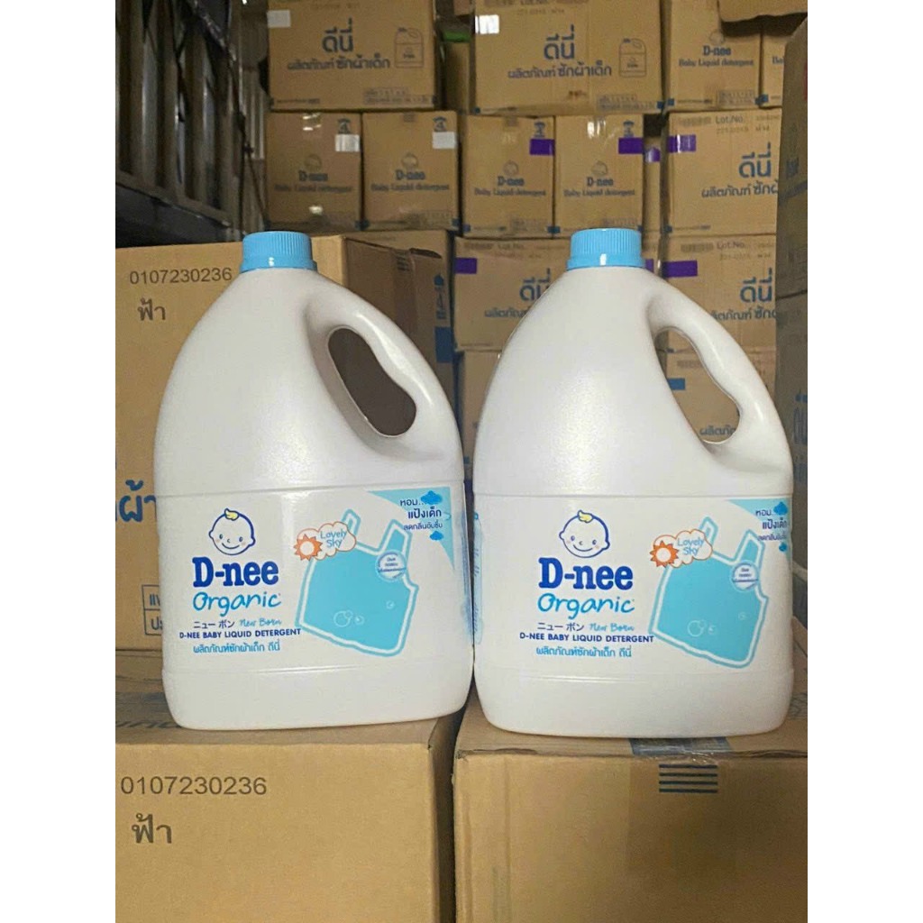 Nước giặt xả DNee 2800ML