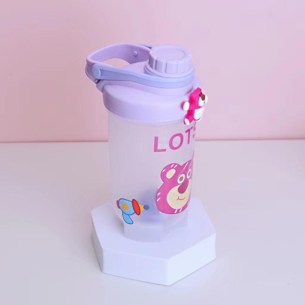 Bình Nước 3D Bằng Nhựa Họa Tiết Gấu Hồng Dễ Thương 500ml