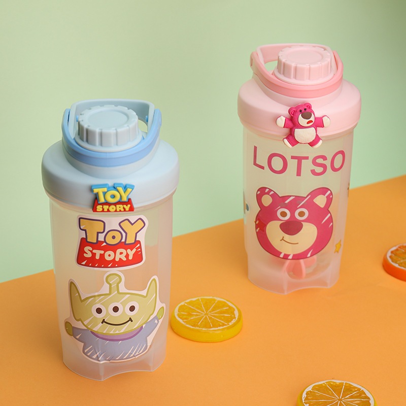 Bình Nước 3D Bằng Nhựa Họa Tiết Gấu Hồng Dễ Thương 500ml