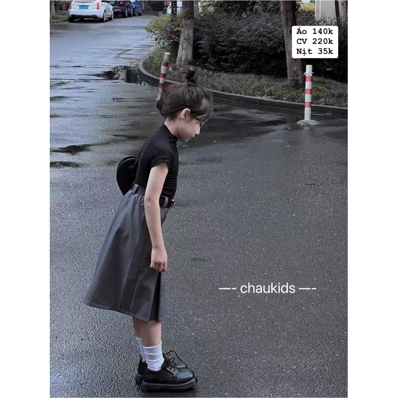 10-30kg  set áo thun cổ cao mix chân váy cho bé gái sang chảnh