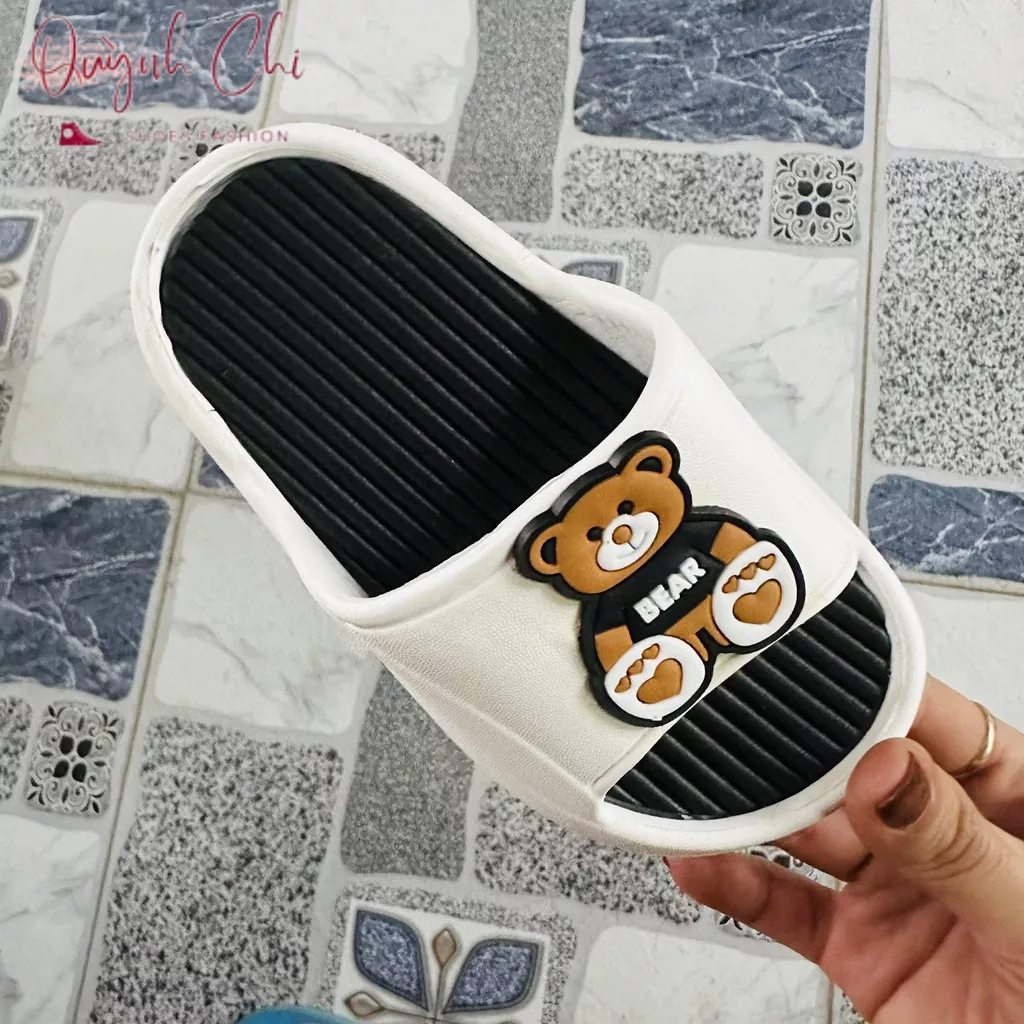 Dép bánh mì cho bé trai bé gái HÌNH GẤU chất liệu cao su siêu mềm HOT 2023