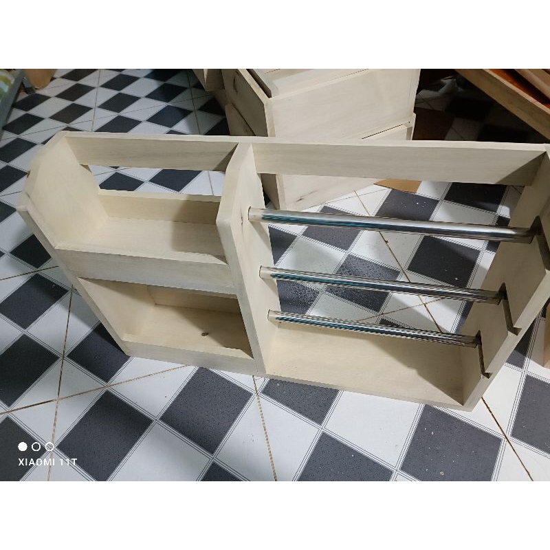 Kệ ruy băng bằng gỗ tự nhiên cao cấp-kích thước 40x45cm
