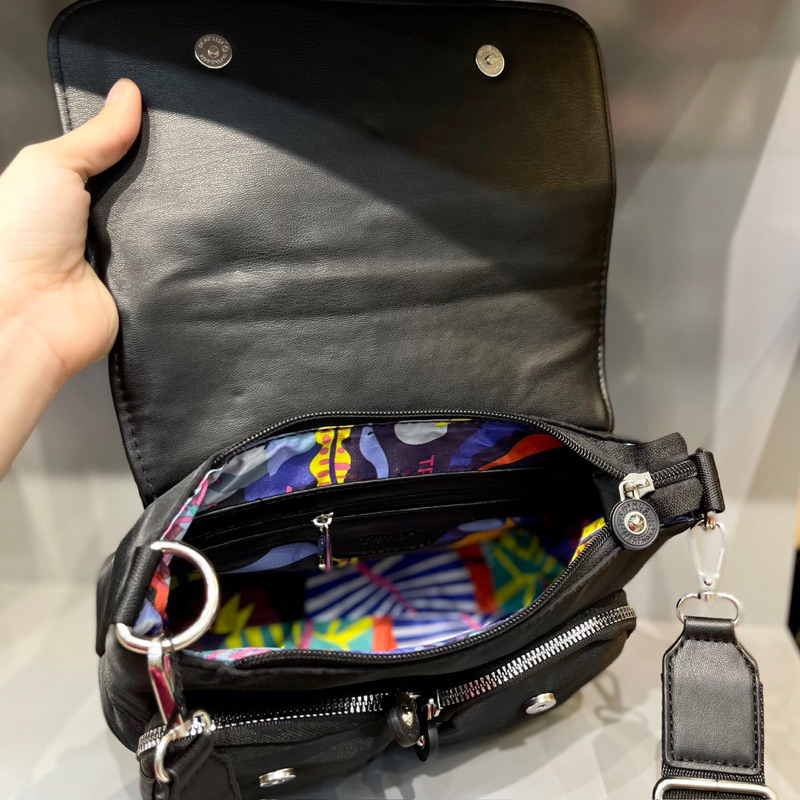 Túi đeo chéo amphora cho nam