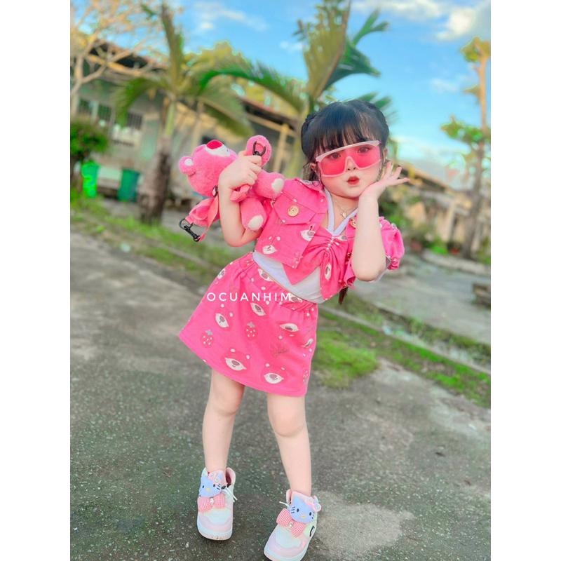Set gấu dâu xinh xắn cho bé gái