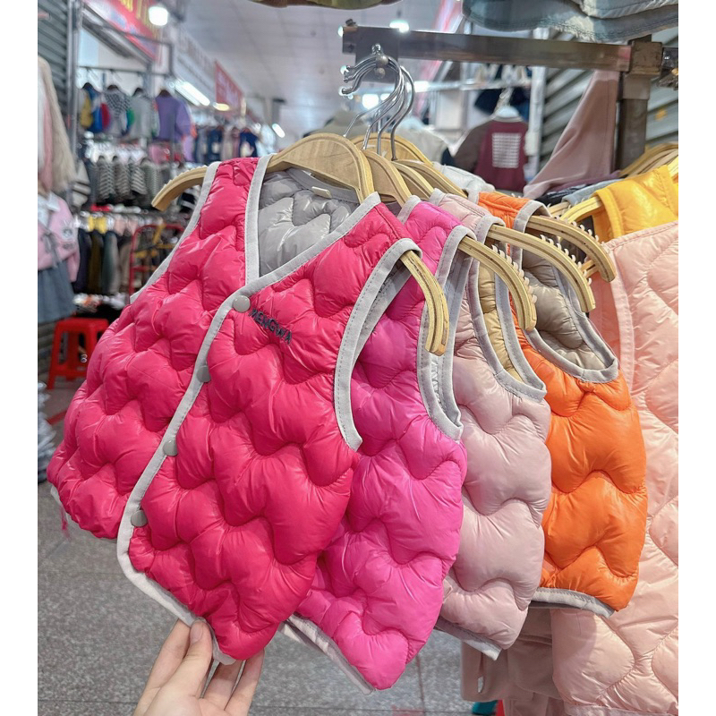 Aó khoác cho bé,Áo gile trơn quả trám quảng châu cho bé trai bé gái A0096