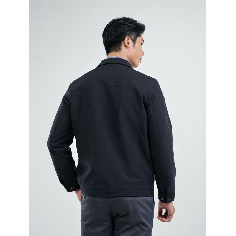 Áo khoác gió nam Owen JK231602 jacket nhẹ 2 lớp màu đen trơn vải polyester dáng regular fit cổ đứng tay gấu suông