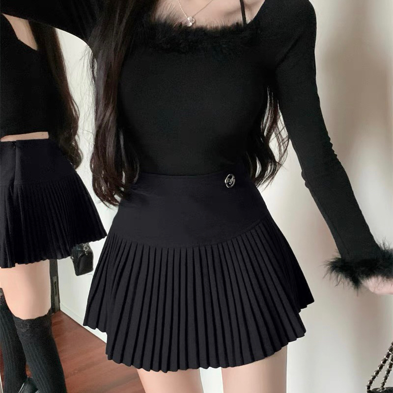 Chân váy xếp ly tennis dáng ngắn kèm cài chữ B có lót trong chất cao cấp qc