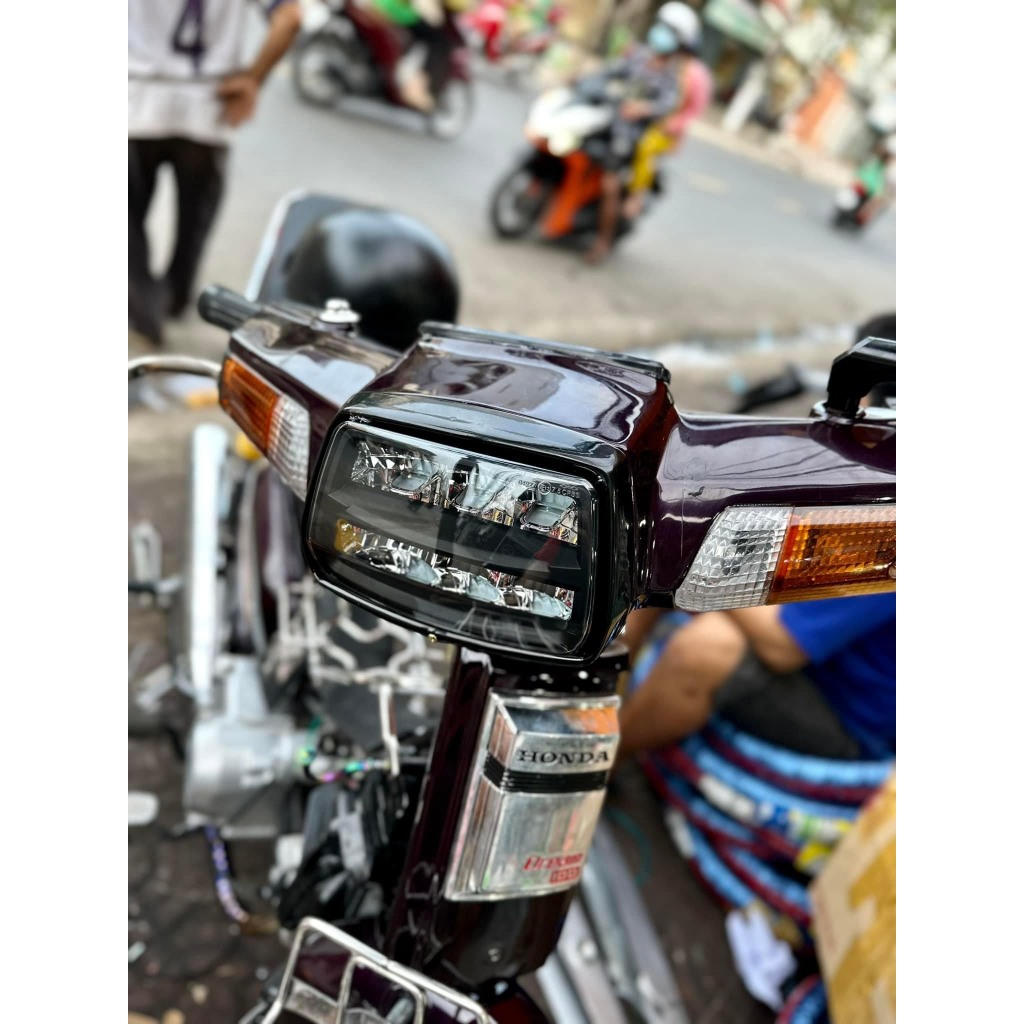 Pha đèn 2 tầng Dream 6 led Thailand