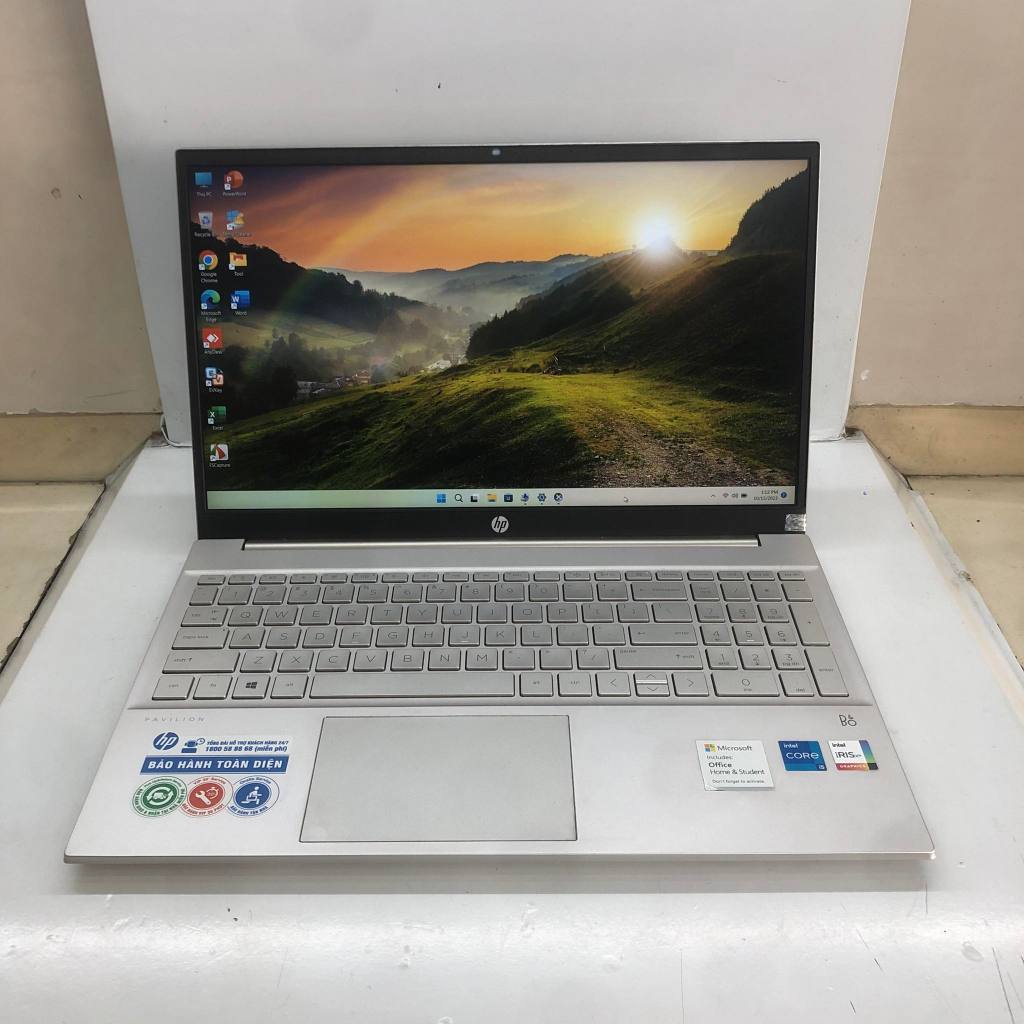 Máy Laptop HP Pavilion 15 eg0070TU Core i5 1135G7, 8gb ram, 512gb ssd, Vga Intel Iris Xe Graphics, 15.6 inch Full HD Đẹp