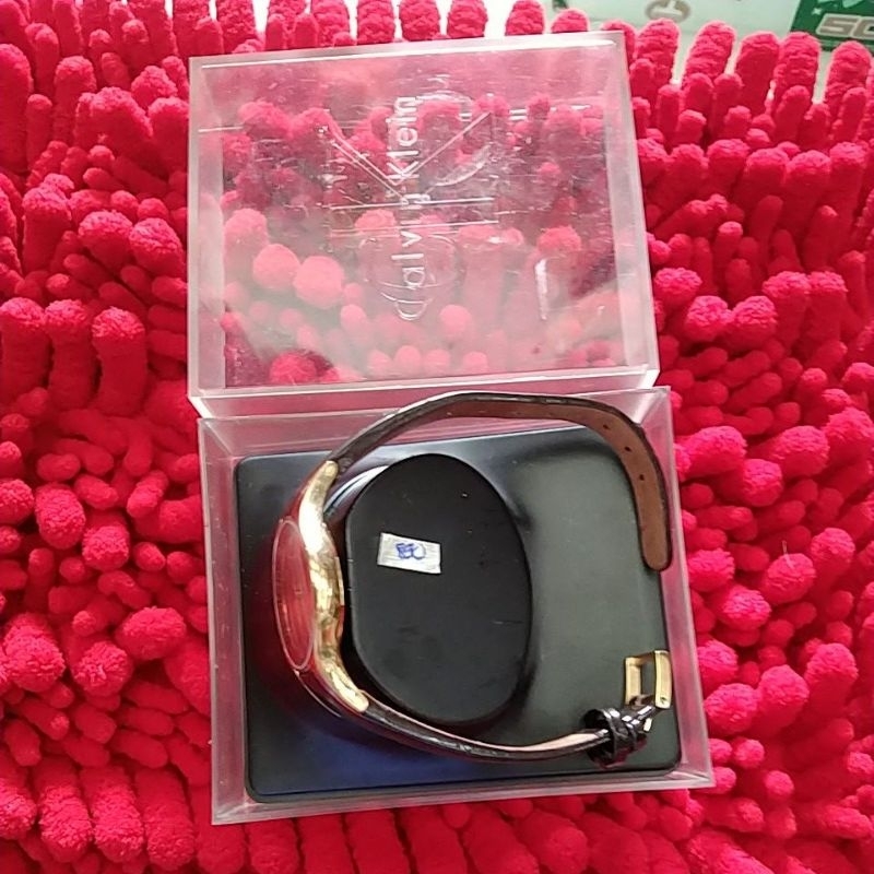 Đồng hồ nữ ck Thụy Sĩ  hàng si