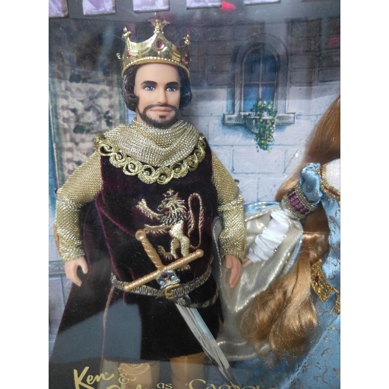Búp bê barbie ken gift set as Camelot king and queen