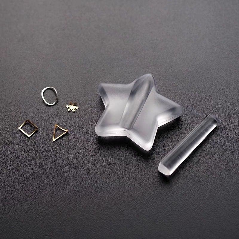 Dụng Cụ Uốn Charm