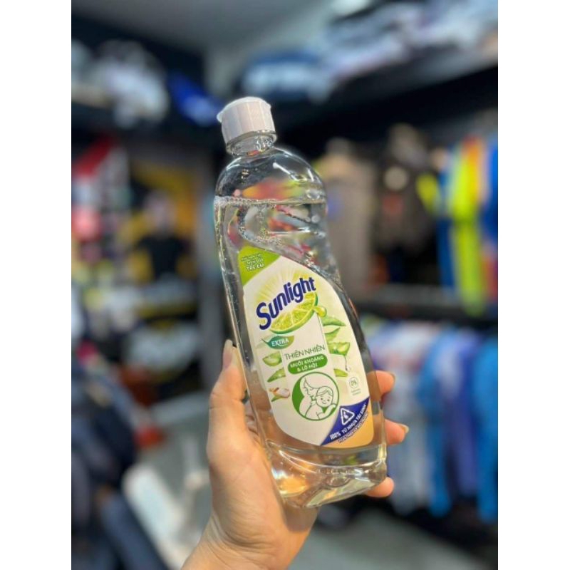 Nước Rửa Chén Sunlight Thiên Nhiên Tinh Chất Lô Hội, Muối Khoáng 370g