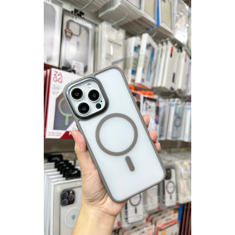 Ốp ip15ProMax hãng Momax FORM PLAY