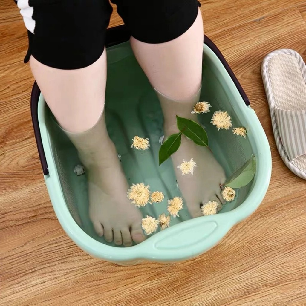 Chậu ngâm chân massage hư giãn các cơ bắp bị mỏi