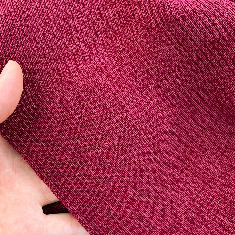 Đầm len trễ vai kiểu Pháp xoè đuôi cá