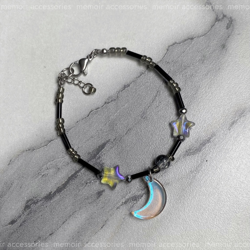 Night Sky / Vòng tay trăng sao màu đen trong tối giản - Memoir Accessories